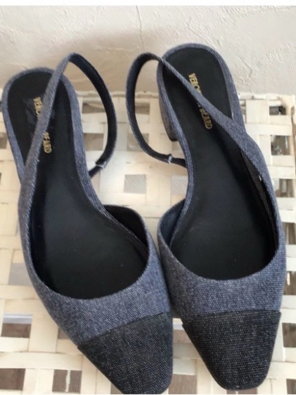 Veronica Beard Cecile Denim Cap-Toe Slingback Shoe In Indigo/Black Size 8 M